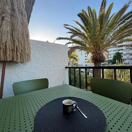 The Little Jewel With Ocean View - Americas Apartmán *