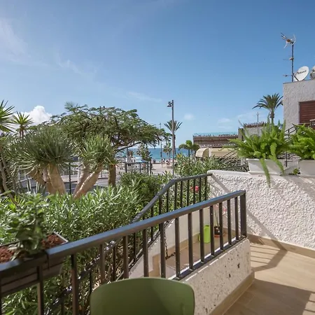 The Little Jewel With Ocean View - Americas Apartment
